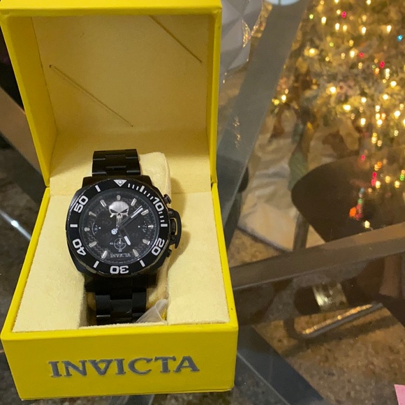 Invicta Marvel limited edition punisher watch - Picture 1 of 3
